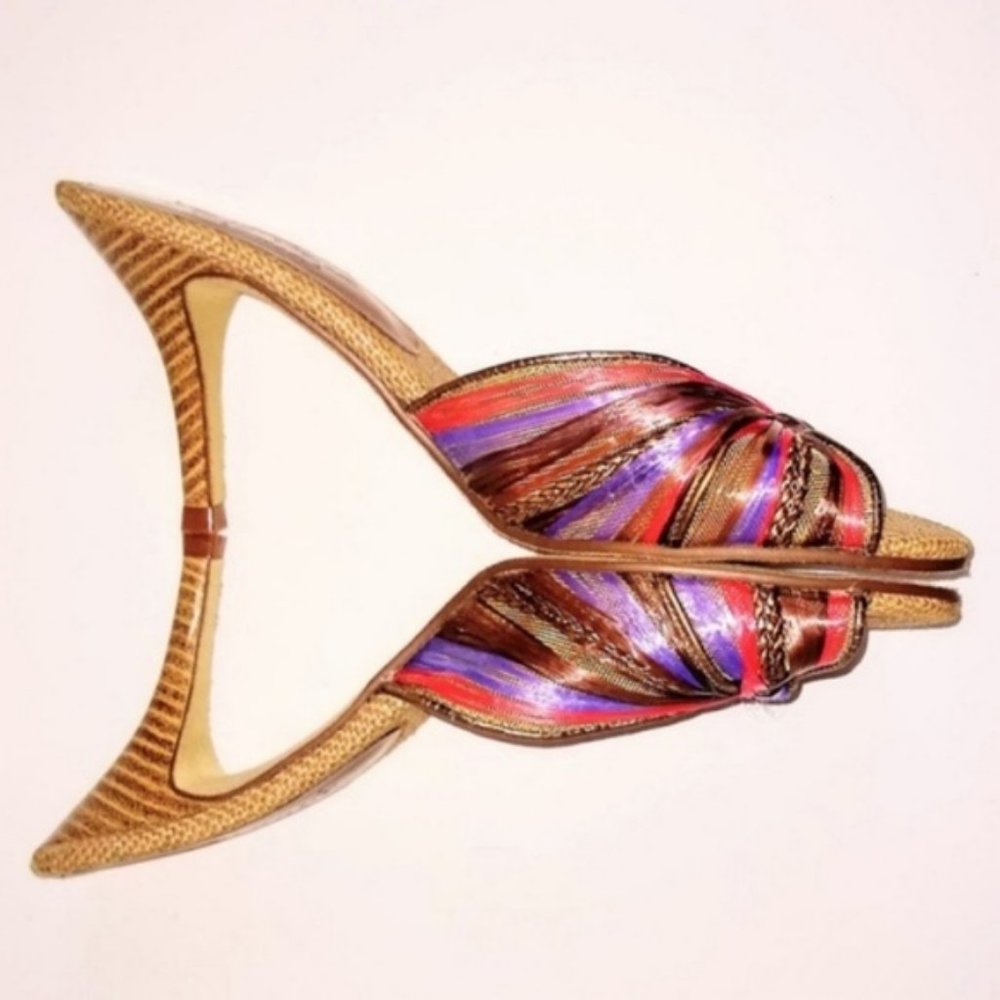 New York Transit Vintage Textured Peep Toe Kitten Heel 8